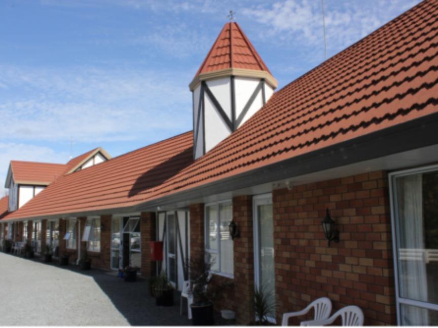 Castle Court Motel Wellsford Extérieur photo